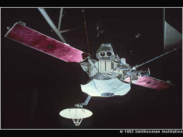 Picture of Mariner 10 - courtesy Smithsonian Institution