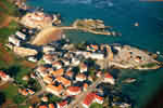 Aerial Photo (postcard - © unknown) of the Town of Isla - higher resolution view =54K